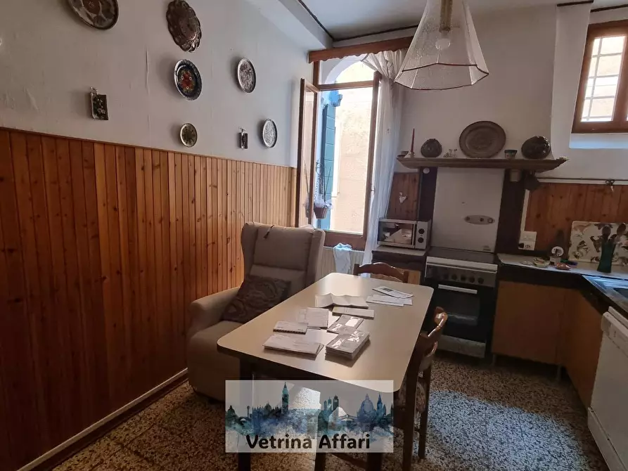 Immagine 26 di Appartamento in vendita  in dorsoduro a Venezia
