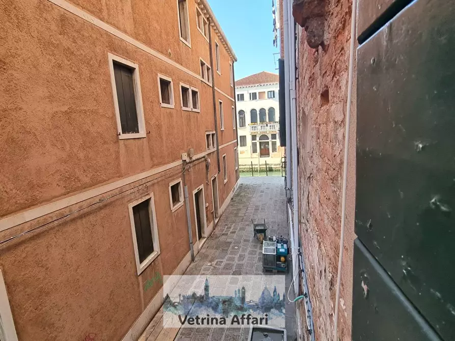 Immagine 28 di Appartamento in vendita  in dorsoduro a Venezia