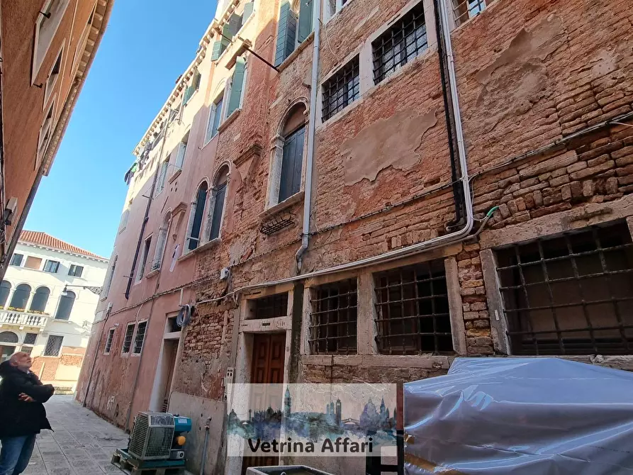 Immagine 32 di Appartamento in vendita  in dorsoduro a Venezia