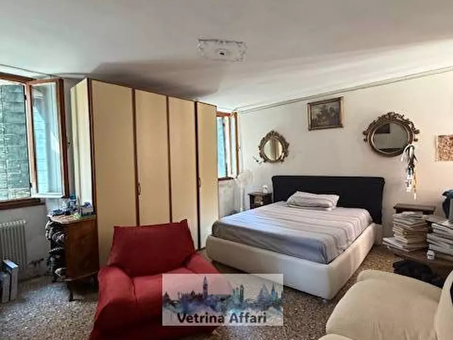 Immagine 1 di Appartamento in vendita  in campo san francesco della vigna 2700 a Venezia