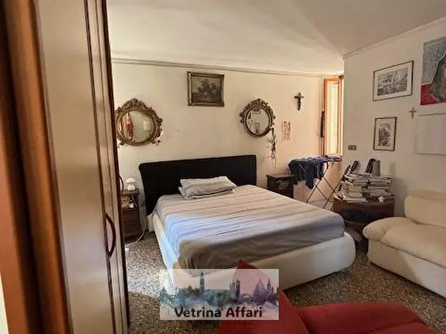 Immagine 3 di Appartamento in vendita  in campo san francesco della vigna 2700 a Venezia
