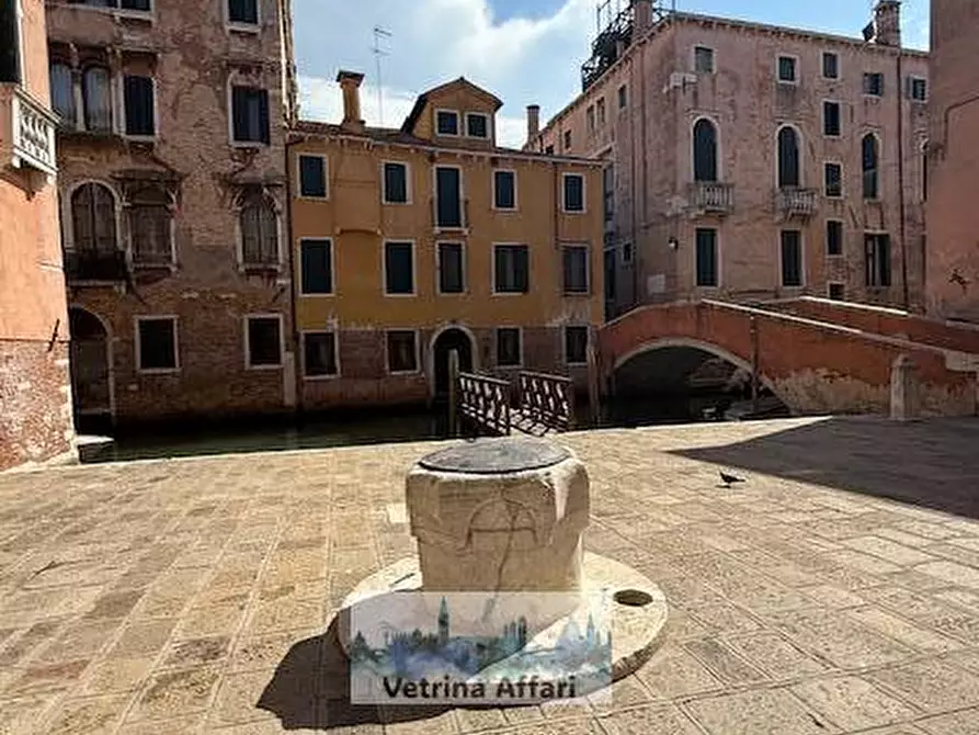 Immagine 12 di Appartamento in vendita  in campo san francesco della vigna 2700 a Venezia