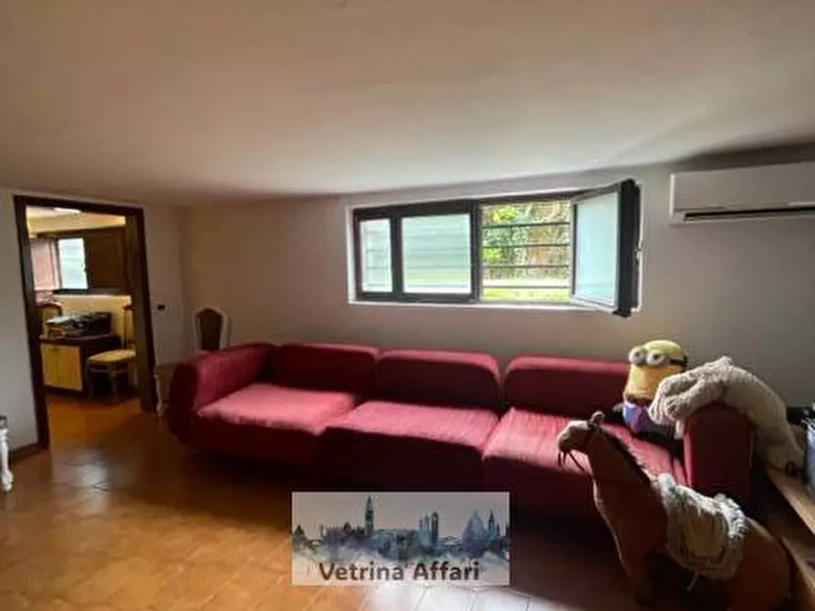 Immagine 11 di Appartamento in vendita  in sandro gallo 40 a Venezia