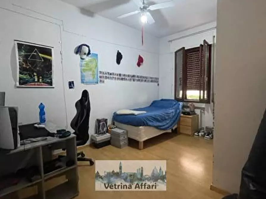 Immagine 5 di Appartamento in vendita  in sandro gallo 40 a Venezia