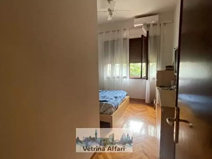 Immagine 15 di Appartamento in vendita  in sandro gallo 40 a Venezia