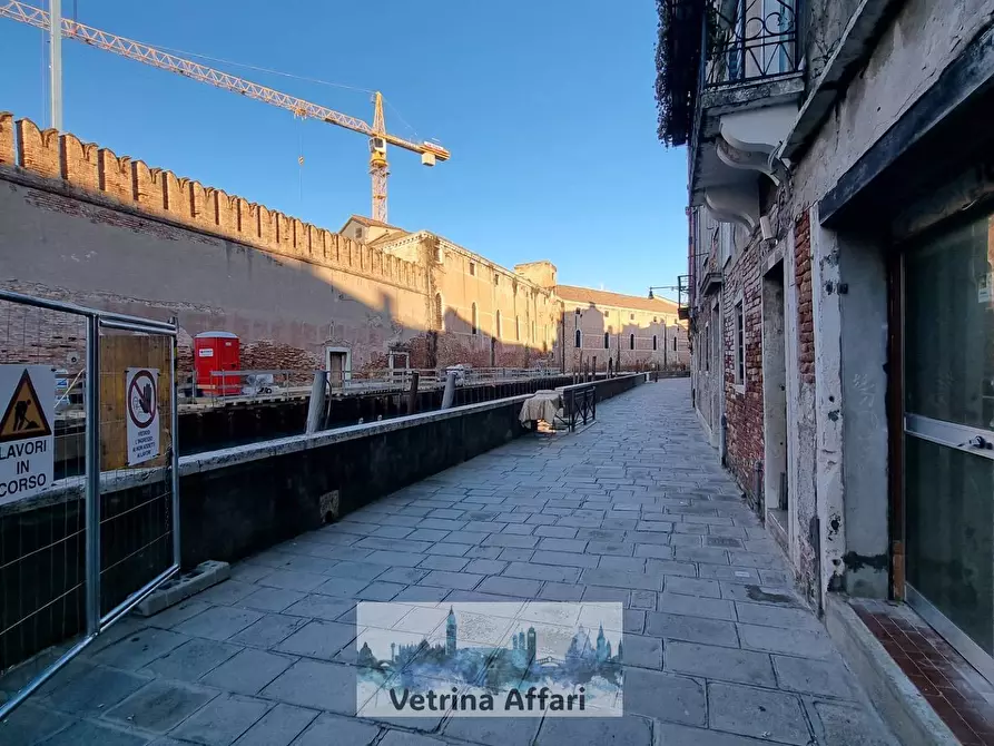 Immagine 14 di Appartamento in vendita  in castello a Venezia