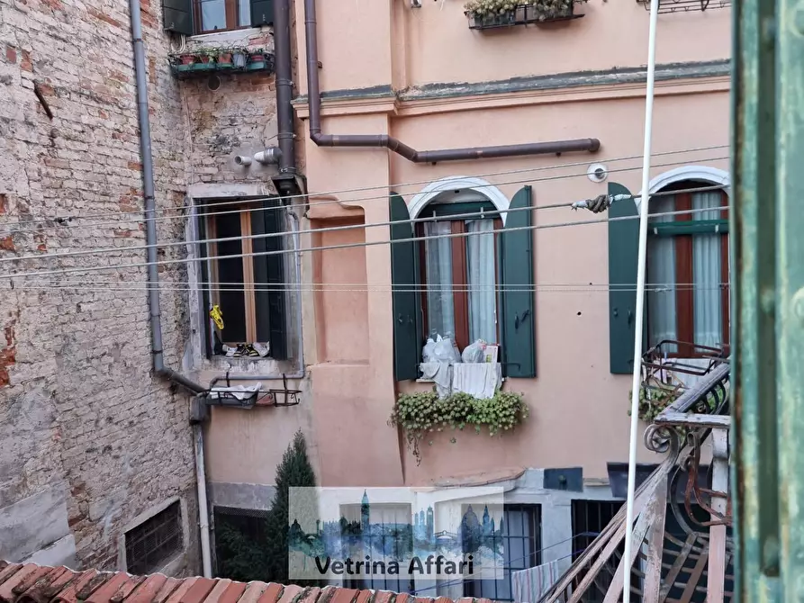 Immagine 21 di Appartamento in vendita  in castello a Venezia