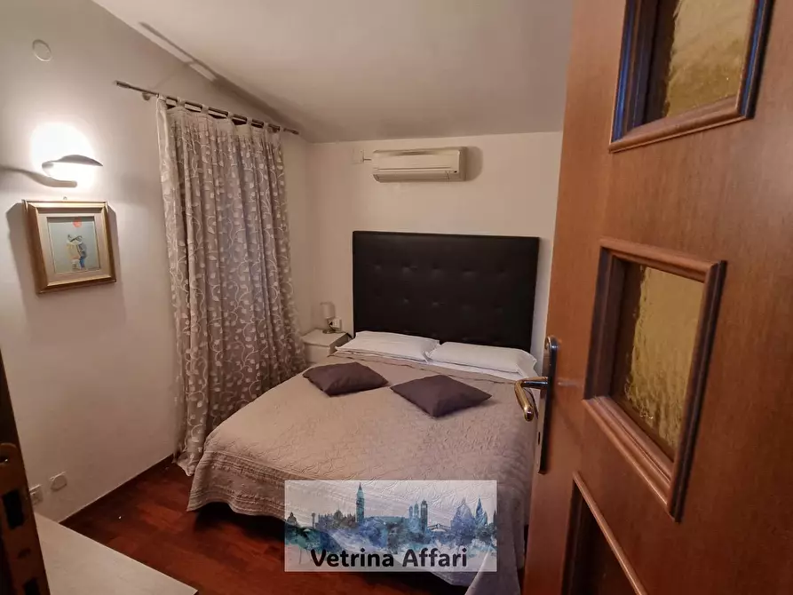 Immagine 9 di Appartamento in vendita  in castello a Venezia