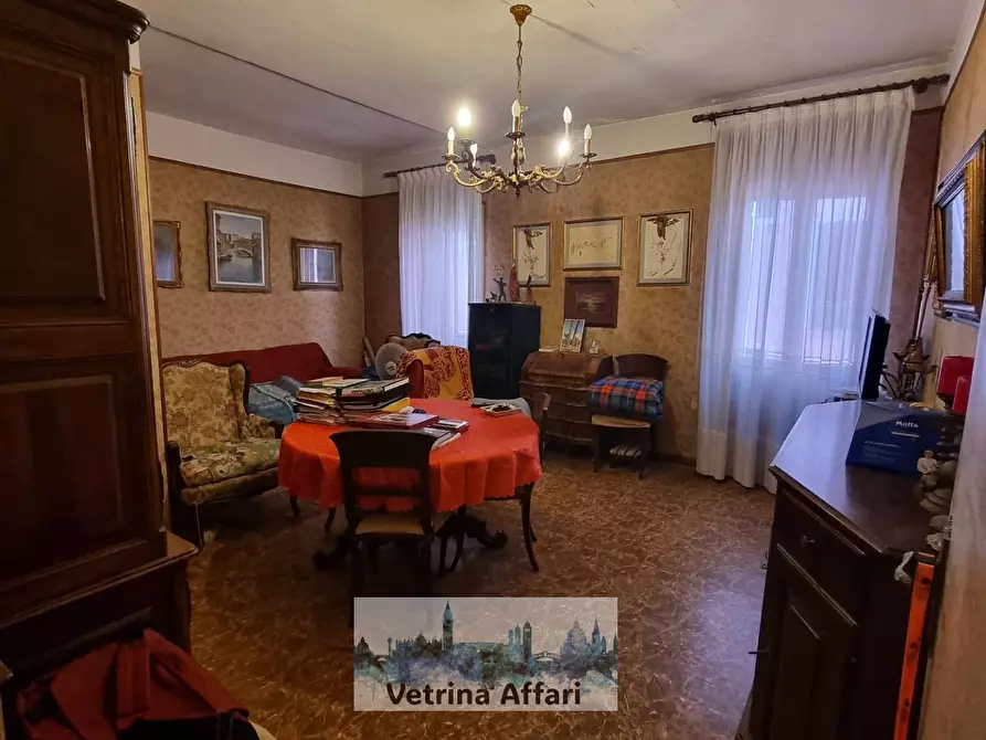 Immagine 6 di Appartamento in vendita  in campo san cassiano a Venezia