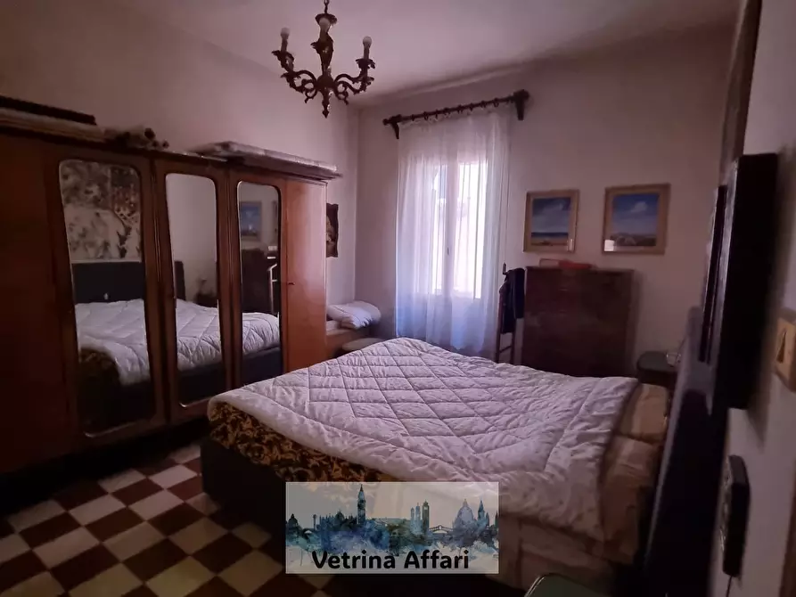 Immagine 12 di Appartamento in vendita  in campo san cassiano a Venezia