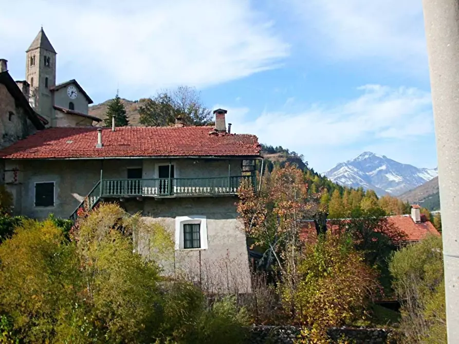 Immagine 1 di Villa in vendita  in della Rimembranza 6 a Oulx