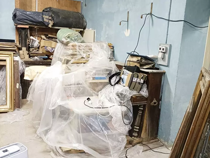 Immagine 12 di Negozio in vendita  in Via Elia Lombardini 12 a Milano