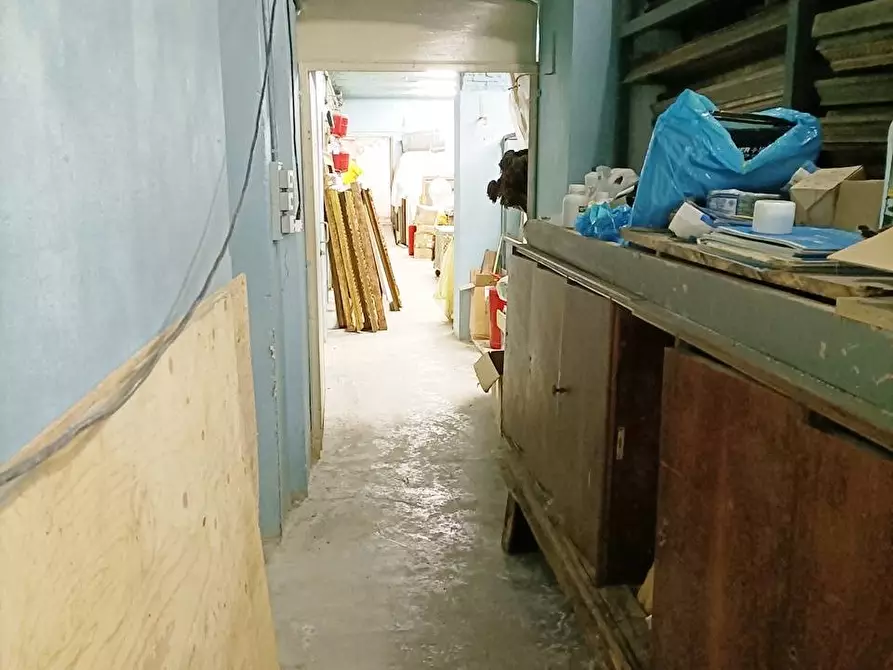 Immagine 19 di Negozio in vendita  in Via Elia Lombardini 12 a Milano