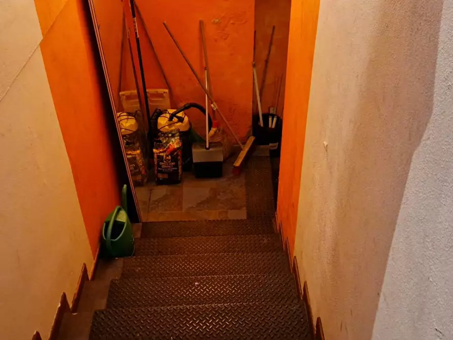 Immagine 3 di Negozio in vendita  in Via Ruggero Bonghi 17 a Milano