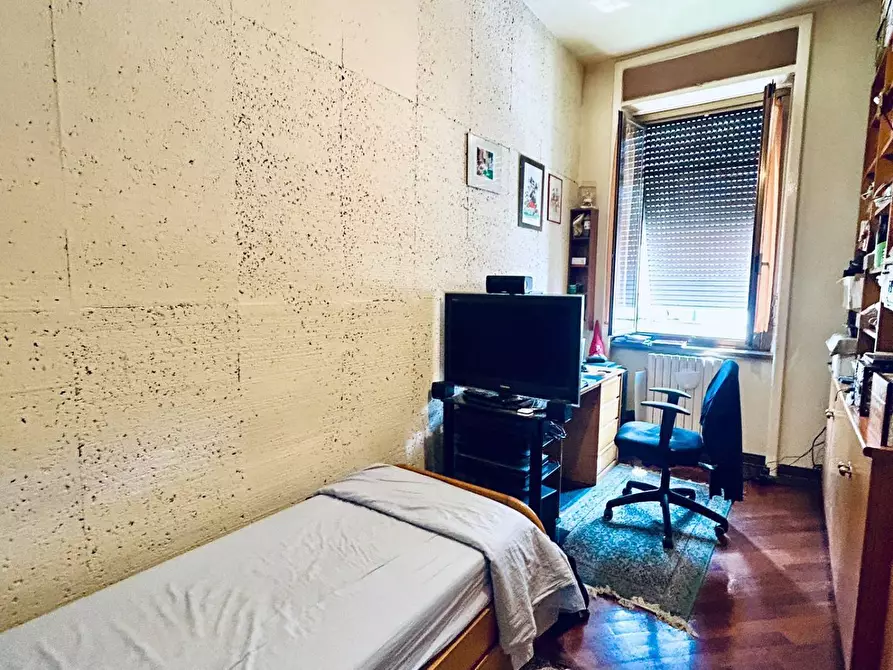 Immagine 9 di Appartamento in vendita  in Via Giulio Carcano 21 a Milano