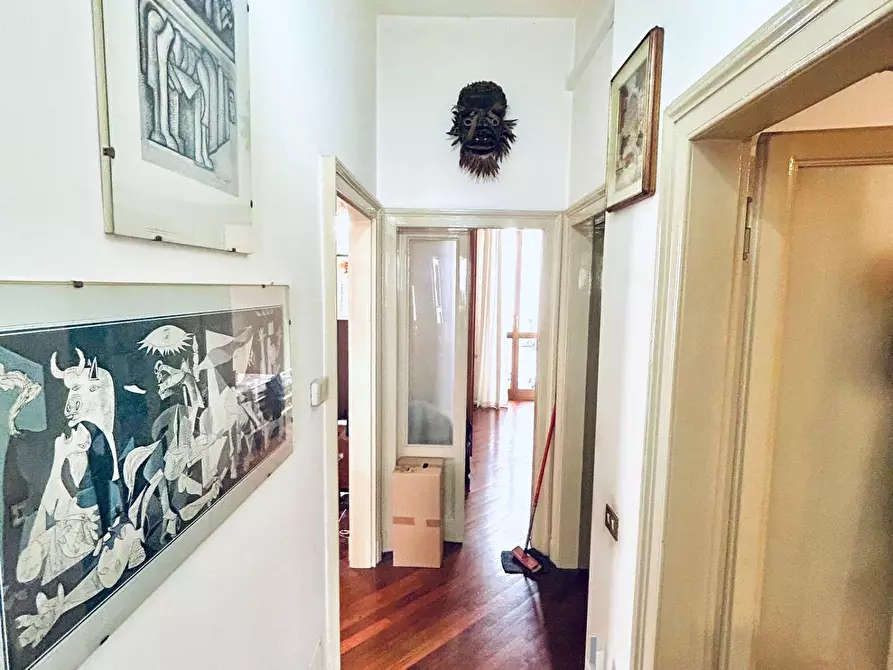 Immagine 15 di Appartamento in vendita  in Via Giulio Carcano 21 a Milano