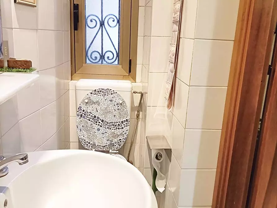 Immagine 16 di Appartamento in vendita  in Via Ludovico Montegani 6 a Milano