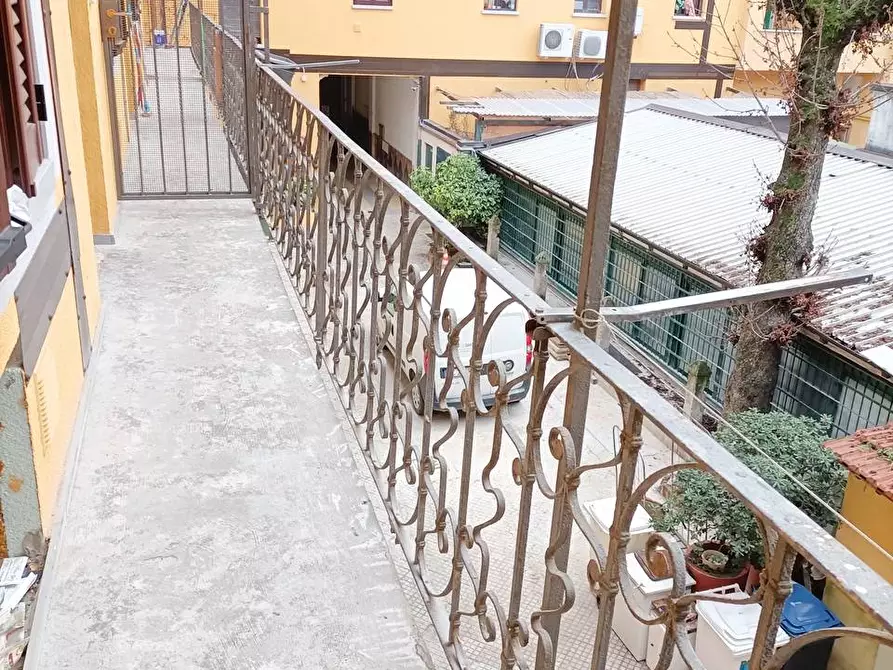 Immagine 40 di Appartamento in vendita  in Via Ludovico Montegani 6 a Milano