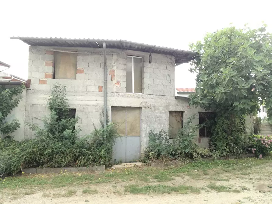 Immagine 2 di Casa indipendente in vendita  in via stretta a Campolongo Tapogliano