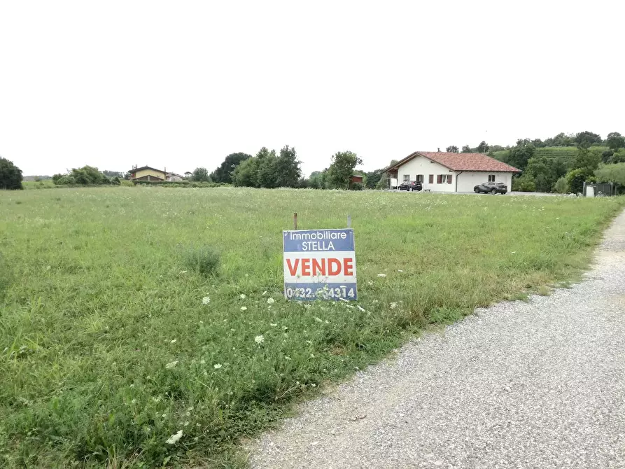Immagine 1 di Terreno residenziale in vendita  in casali stalot a Campolongo Tapogliano