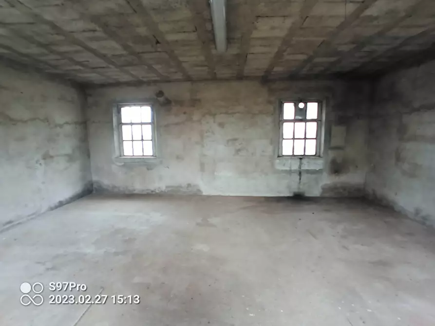 Immagine 4 di Magazzino in affitto  in via del cristo a Campolongo Tapogliano