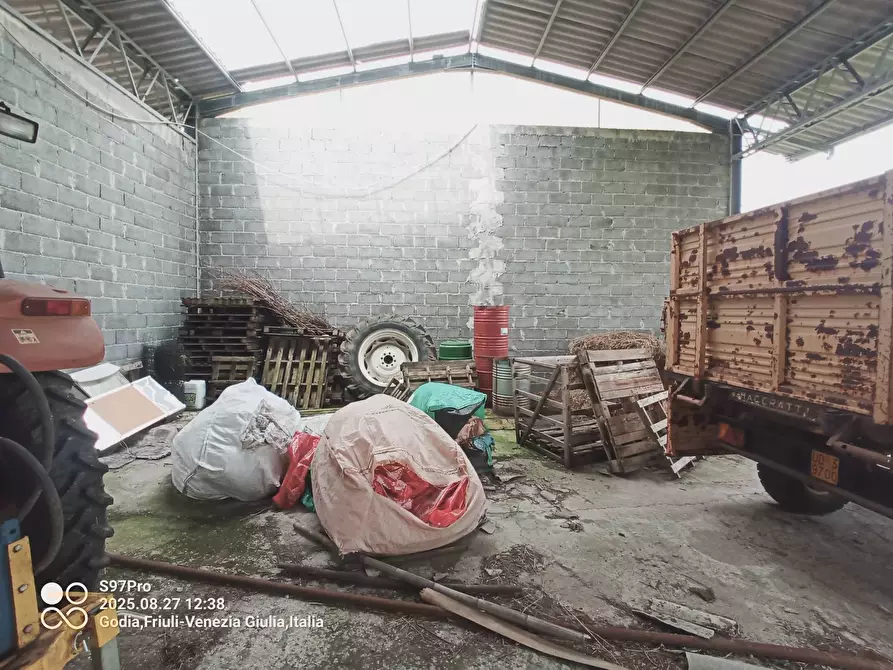 Immagine 3 di Capannone industriale in vendita  in via cividina 90 a Udine