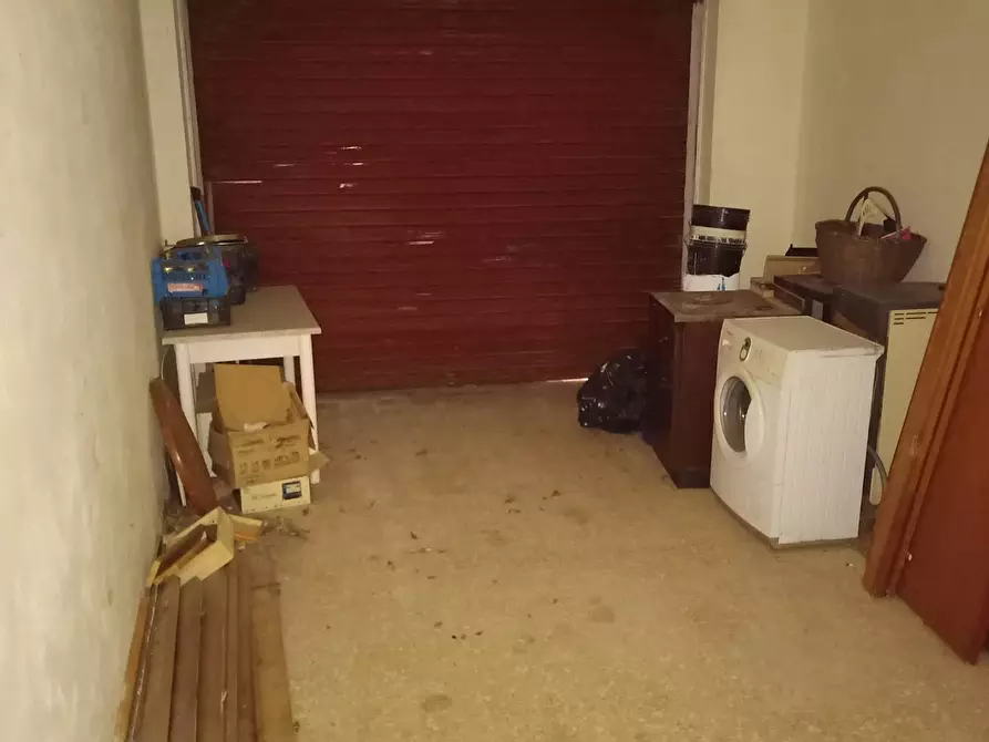 Immagine 5 di Magazzino   in via principale a Campolongo Tapogliano