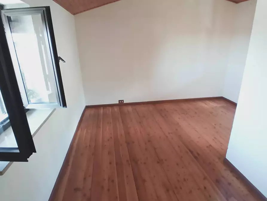 Immagine 11 di Rustico / casale in vendita  in via gino urli 34 a Tarcento