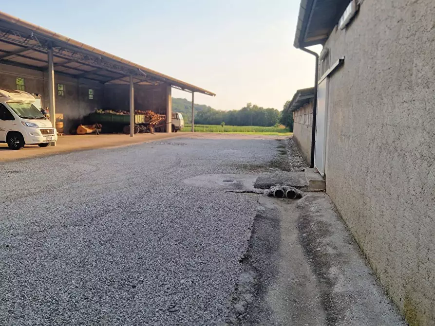 Immagine 10 di Capannone industriale in vendita  in via campagnola 18 a Campolongo Tapogliano