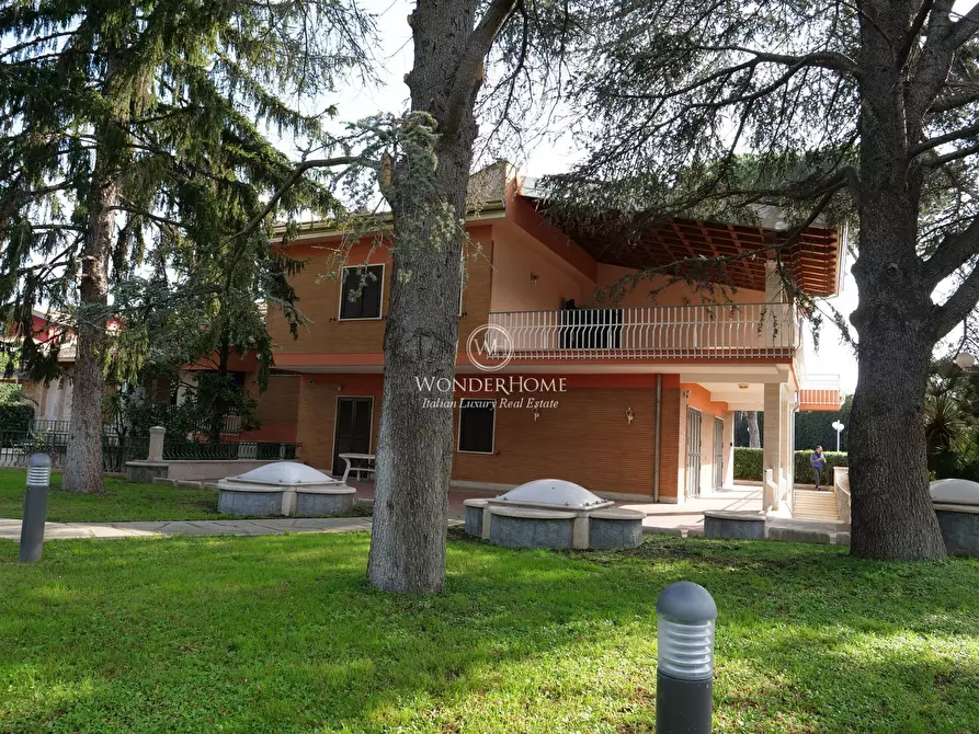 casa indipendente in vendita a Roma