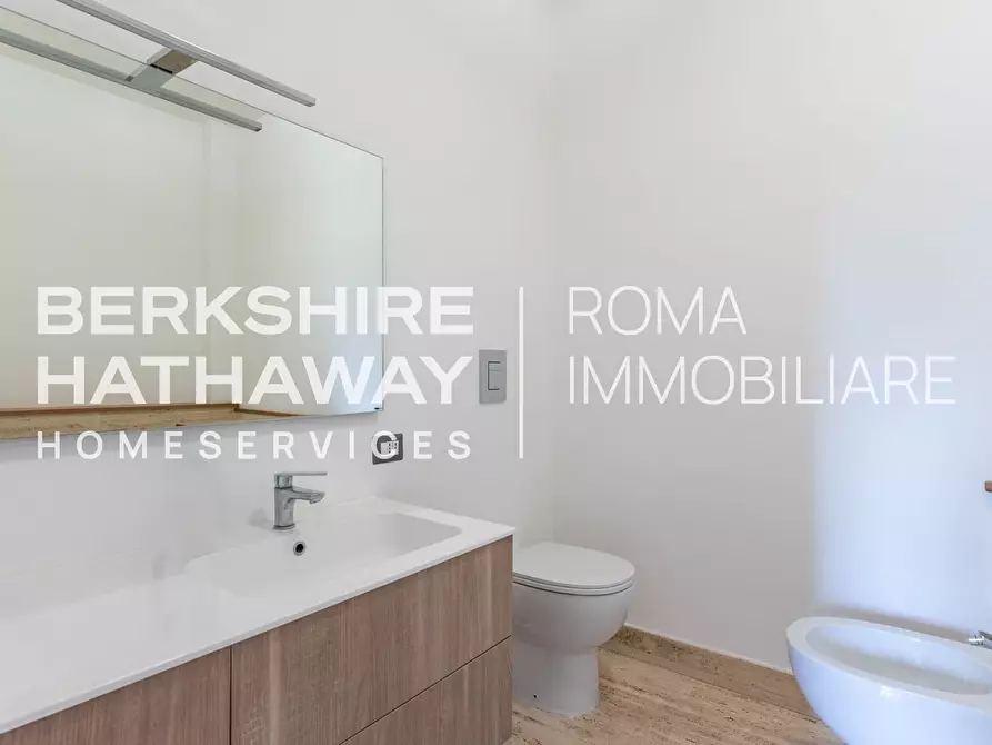 Immagine 27 di Casa indipendente in vendita  in del Casaletto a Roma