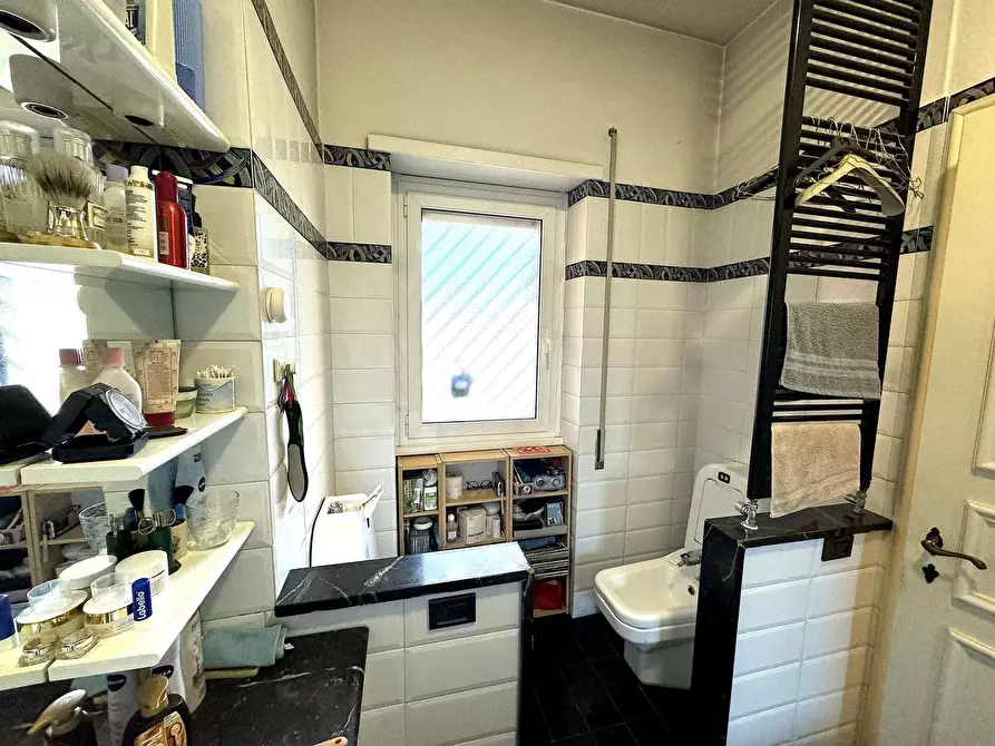 Immagine 26 di Villetta a schiera in vendita  in Vincenzo Arangio Ruiz a Roma