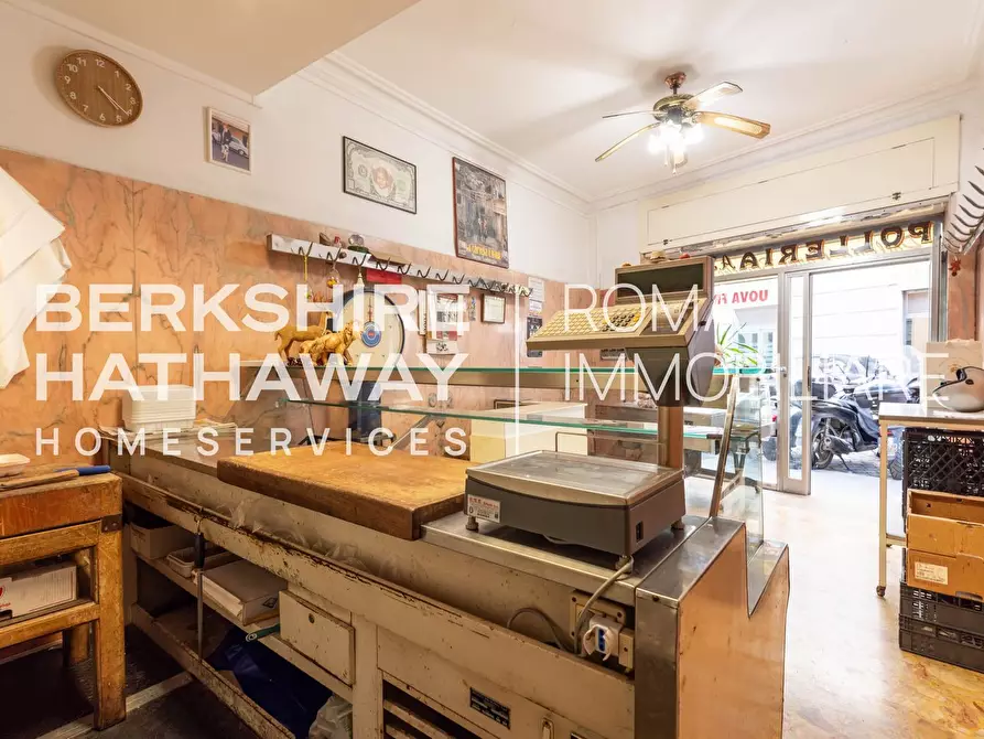 Immagine 18 di Multiproprietà in vendita  in della Scrofa a Roma