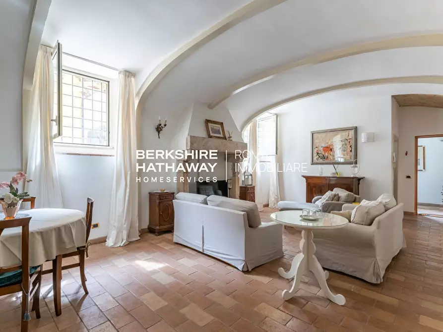 Immagine 7 di Villa in vendita  in delle Isole a Roma
