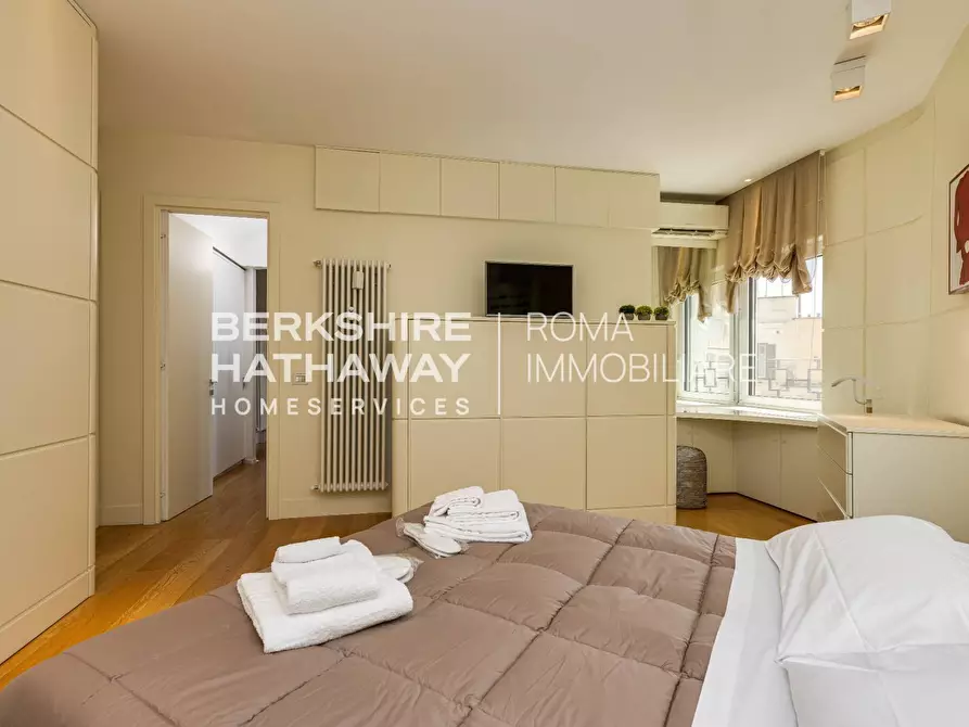 Immagine 34 di Appartamento in affitto  in Piazza Cavour 1 a Roma