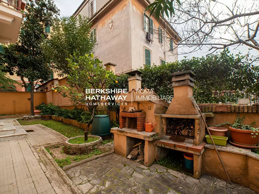 Immagine 7 di Villa in vendita  in Agordat a Roma