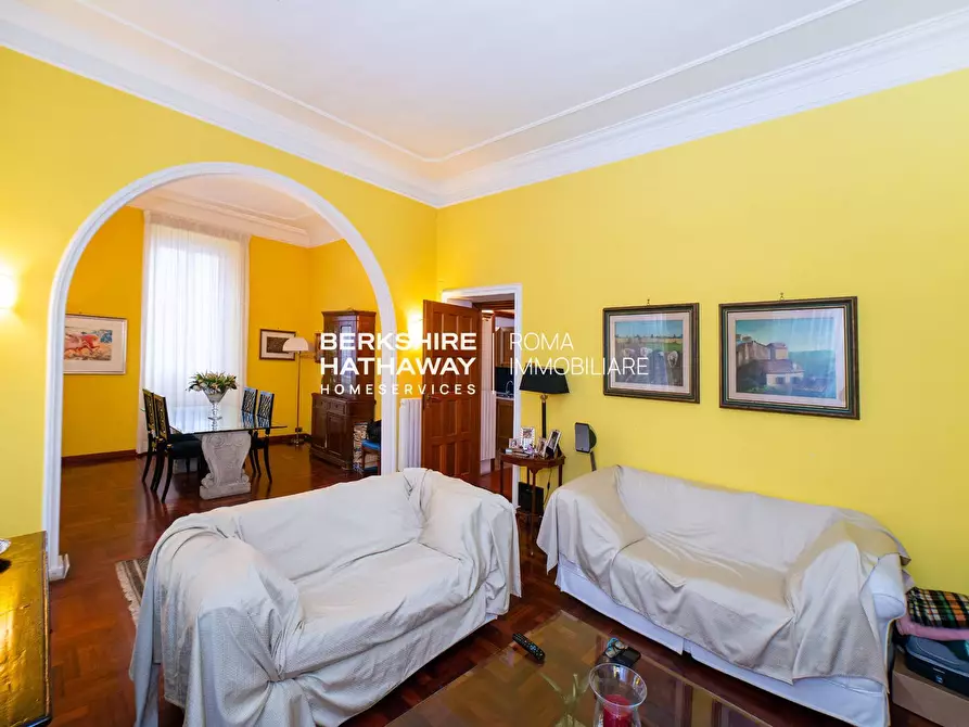 Immagine 15 di Villa in vendita  in Agordat a Roma