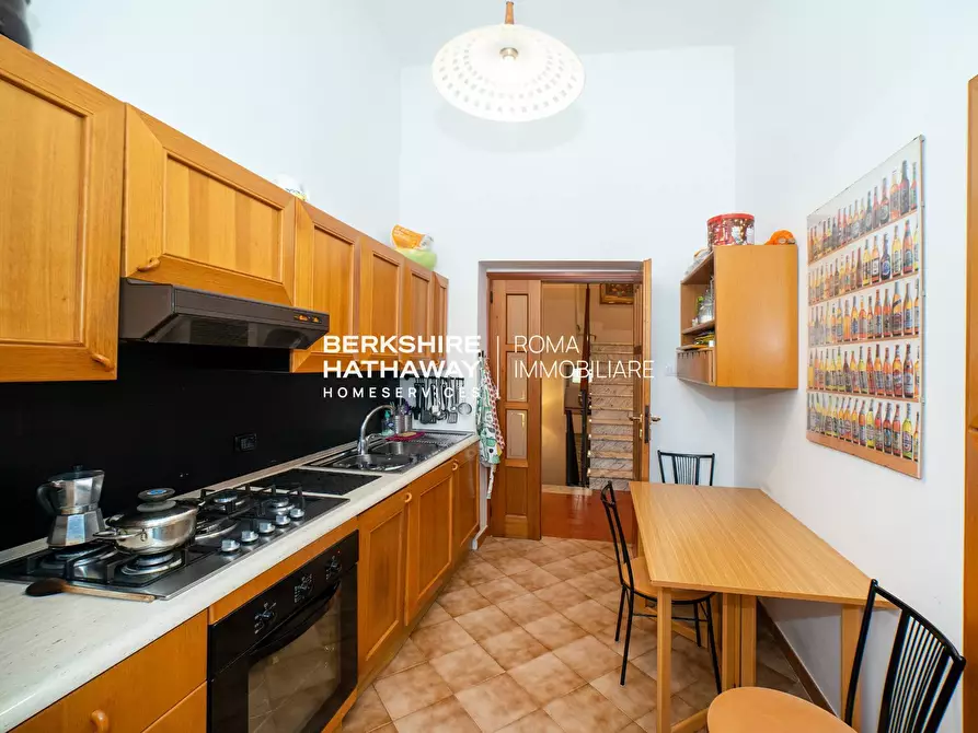 Immagine 18 di Villa in vendita  in Agordat a Roma