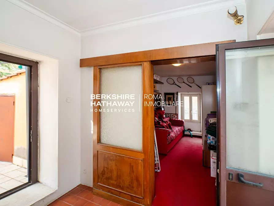 Immagine 25 di Villa in vendita  in Agordat a Roma