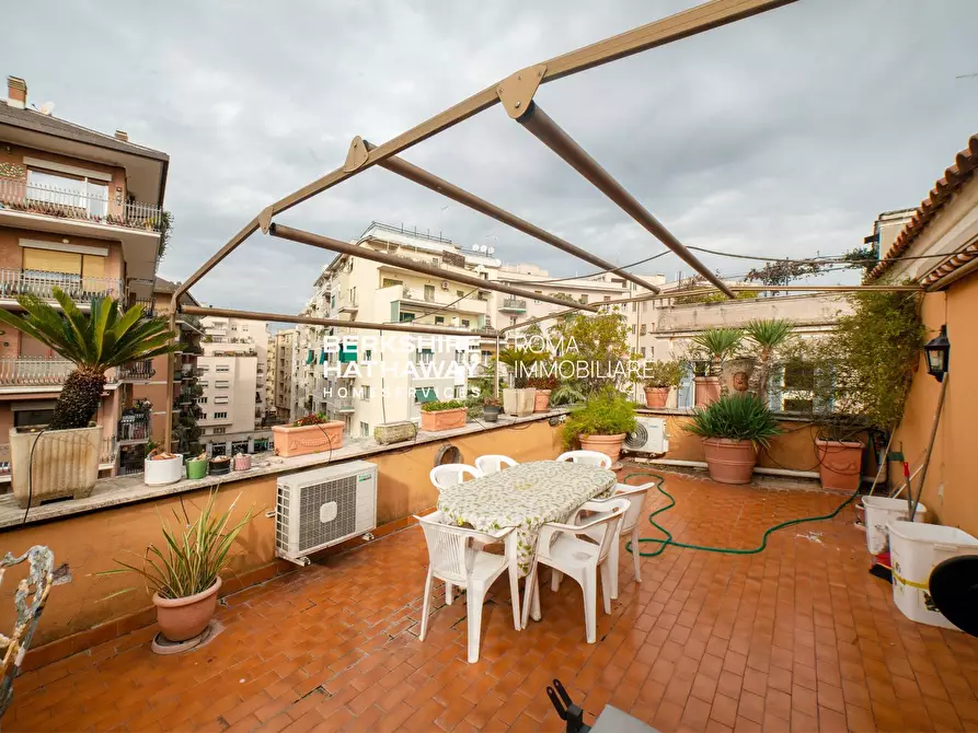 Immagine 28 di Villa in vendita  in Agordat a Roma