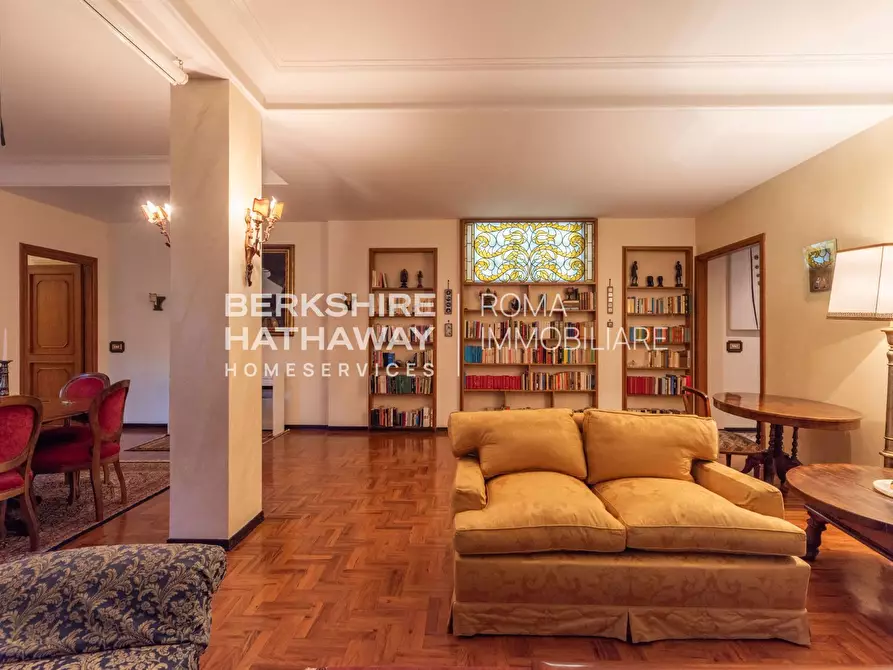 Immagine 4 di Appartamento in vendita  in Reggio Emilia a Roma