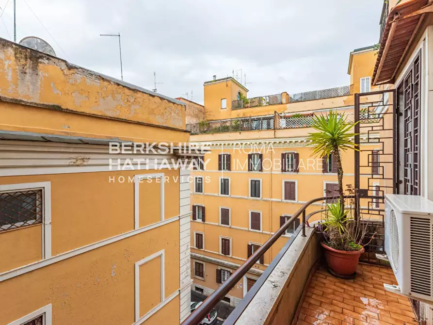 Immagine 10 di Appartamento in vendita  in Reggio Emilia a Roma