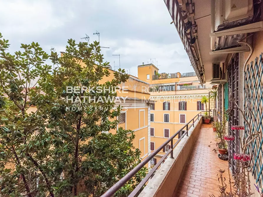 Immagine 12 di Appartamento in vendita  in Reggio Emilia a Roma