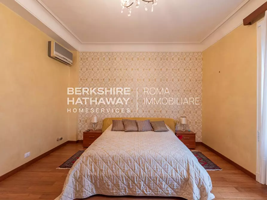 Immagine 19 di Appartamento in vendita  in Reggio Emilia a Roma