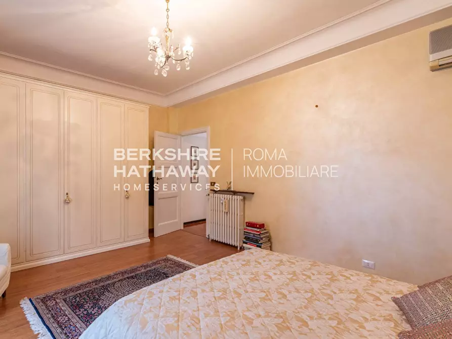Immagine 21 di Appartamento in vendita  in Reggio Emilia a Roma