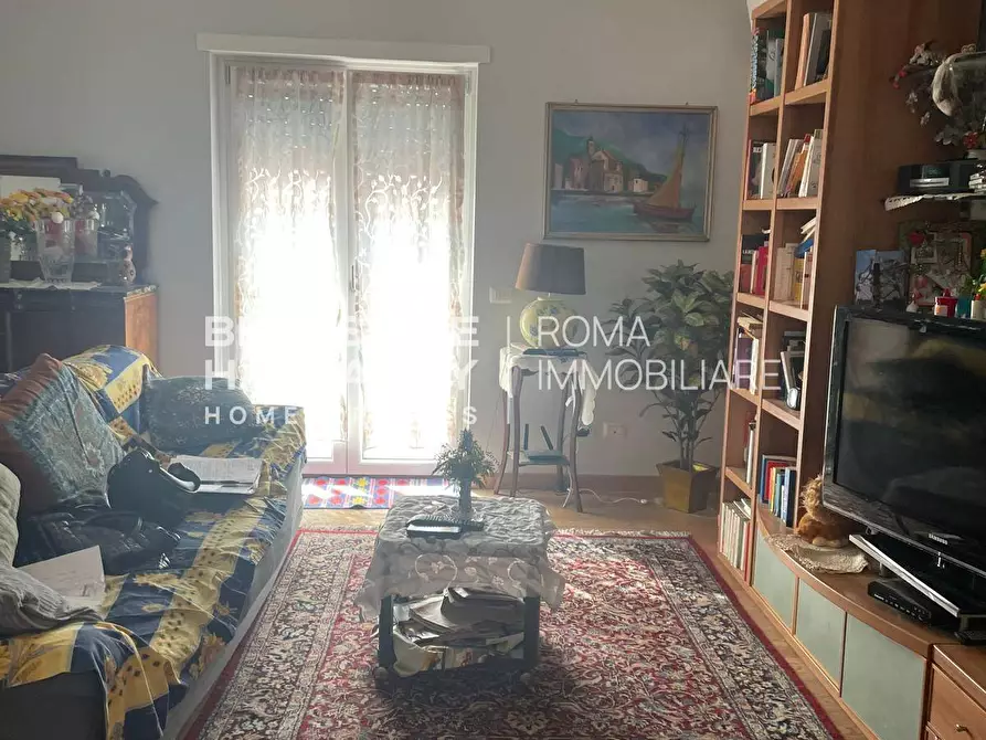 Immagine 11 di Appartamento in vendita  in Via Veroli a Roma