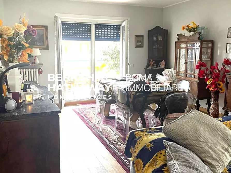 Immagine 12 di Appartamento in vendita  in Via Veroli a Roma