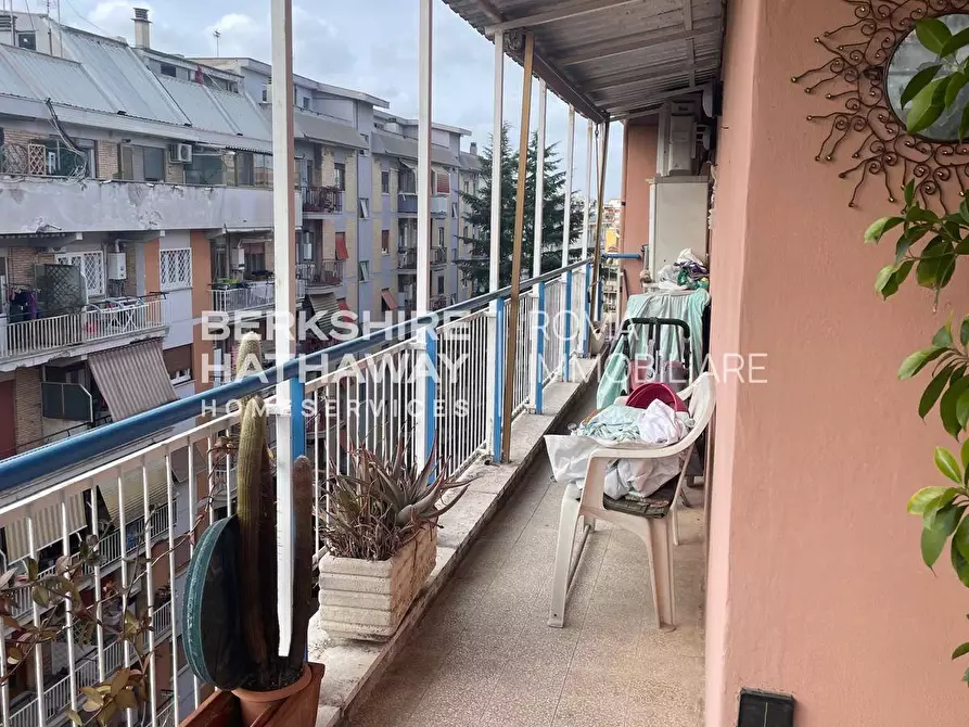 Immagine 25 di Appartamento in vendita  in Via Veroli a Roma