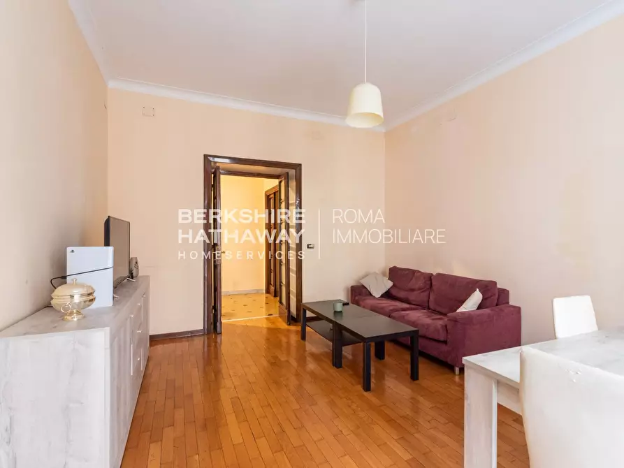 Immagine 5 di Appartamento in vendita  in Via Dessiè a Roma