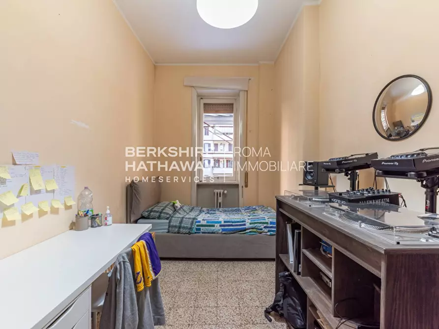 Immagine 23 di Appartamento in vendita  in Via Dessiè a Roma